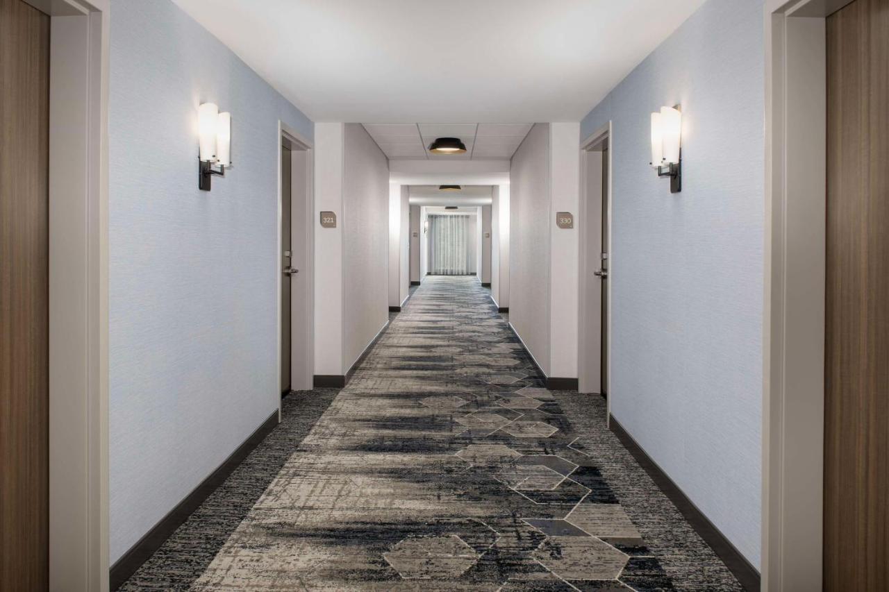 Hilton Garden Inn Pensacola Downtown Exterior photo